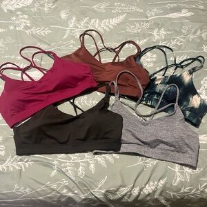 5 Old Navy Sport Bras
